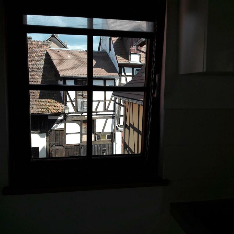 Comme Une Tour Dans Le Centre Historique Bouxwiller (Bas-Rhin) Exterior foto